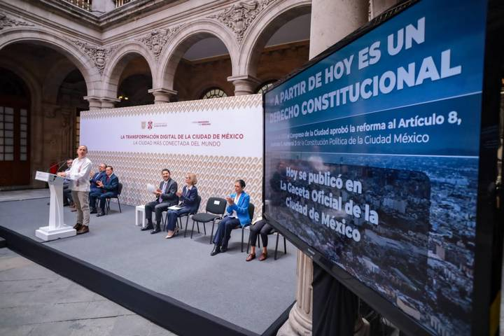 El internet en la CDMX ya es un derecho constitucional: Batres