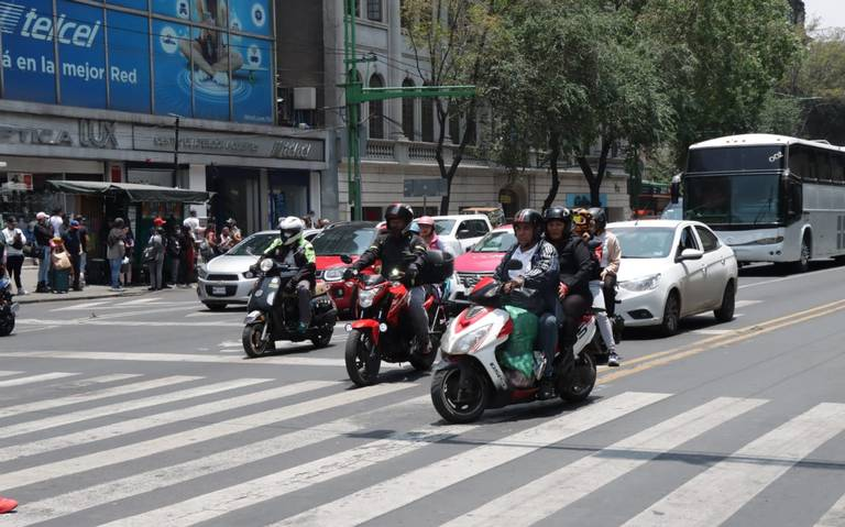 Modificarán el reglamento de tránsito por el bien de los motociclistas
