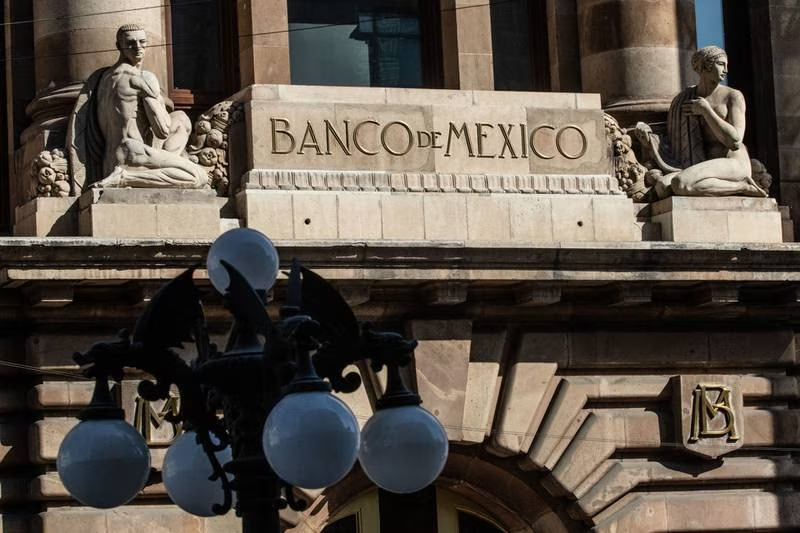 Banxico no discutirá por el momento recortes de tasa