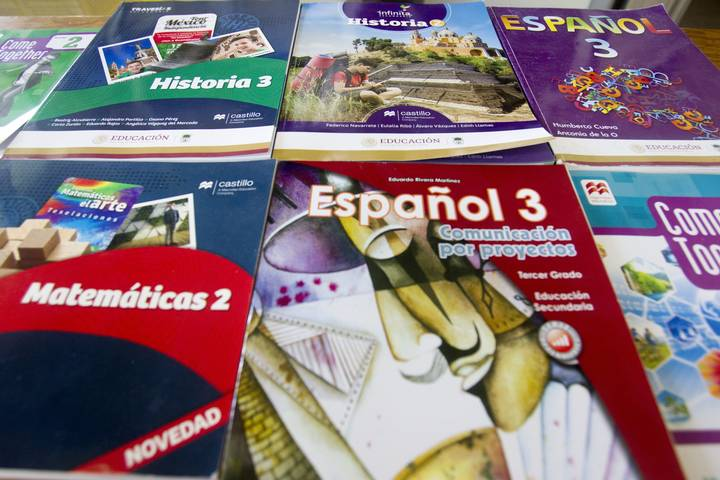 Jueza da 24 horas a la SEP para que modifique los nuevos libros de texto y cumpla con los programas de estudio vigentes