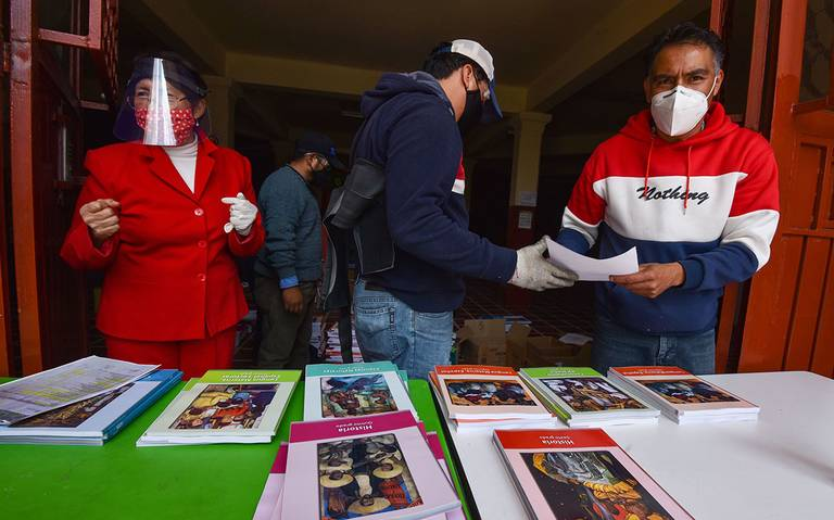 SEP advierte que ningún amparo frenará la distribución de los libros de la 4t