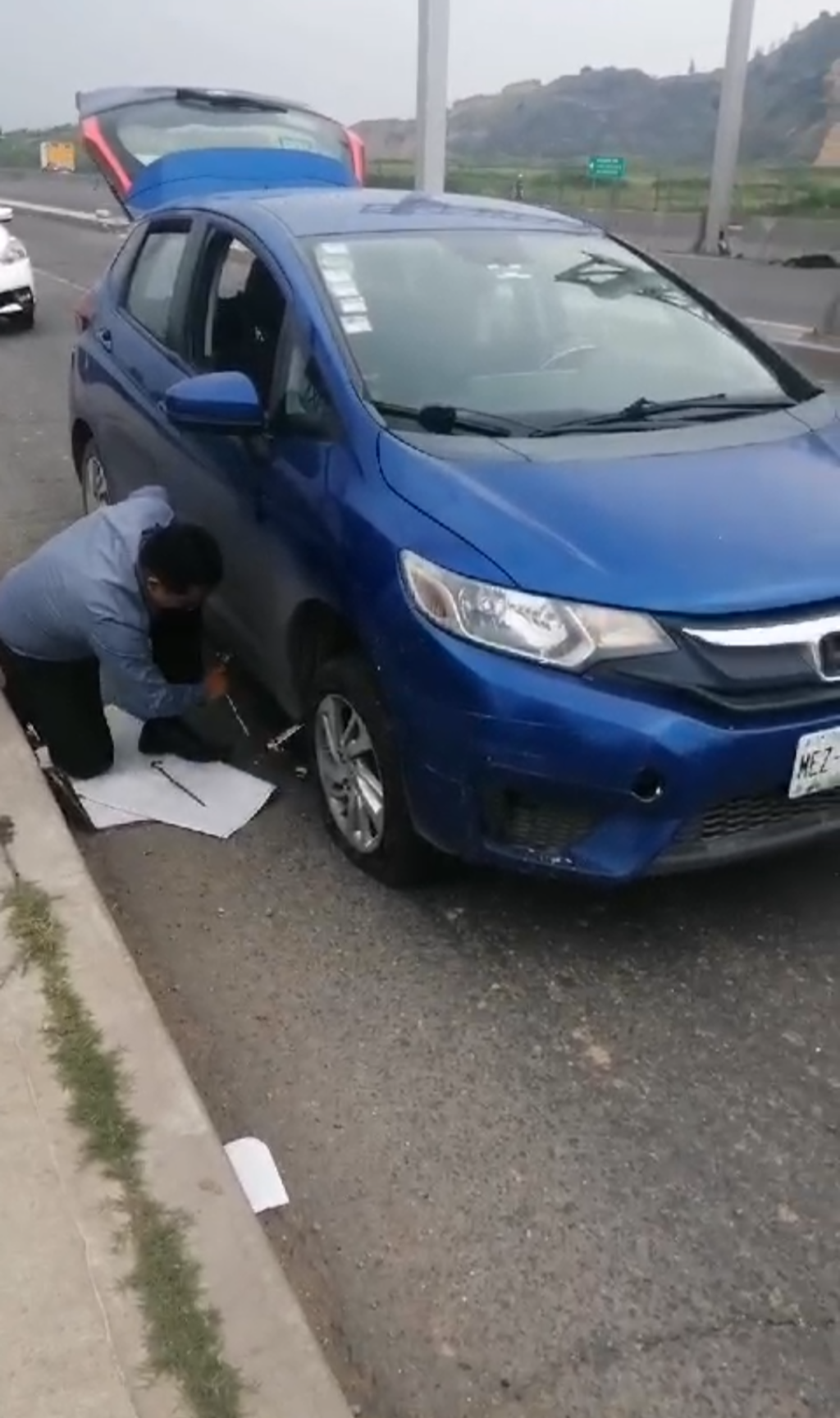 Exigen alas Autoridades de Chalco Edoméx, Reparen sus Baches Poncha llantas