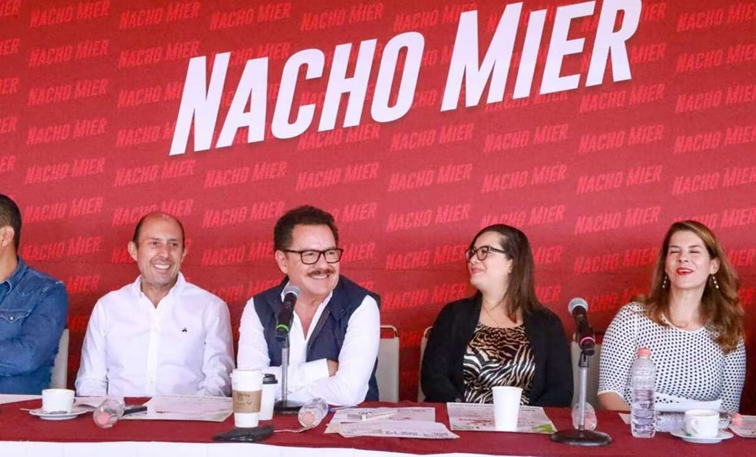 Mier someterá a consulta entre diputados de Morena para pedir licencia y buscar la candidatura para gobern ador de Puebla