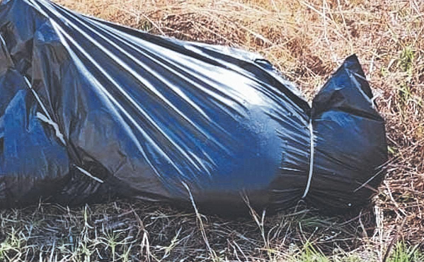 Ejecutan a sujeto y lo envuelven dentro de una bolsa de plástico en Chalco
