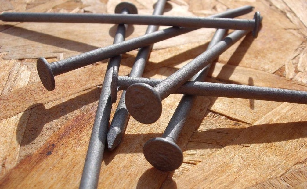 SE investiga importación de clavos chinos por ser de competencia desleal