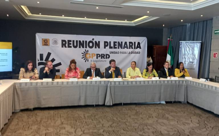 Oposición le insiste a García Hwrfuch que en caso de aspirar a jefe de gobierno, renuncie como titular de la S SC