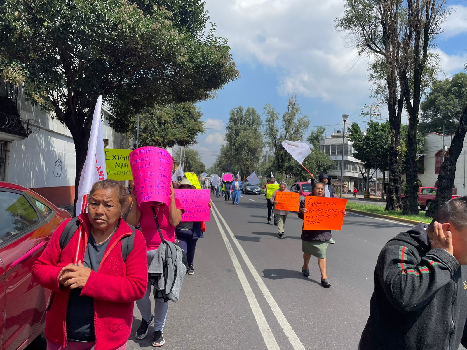 Antorchistas de Xochimilco demandan soluciones a José Carlos Acosta