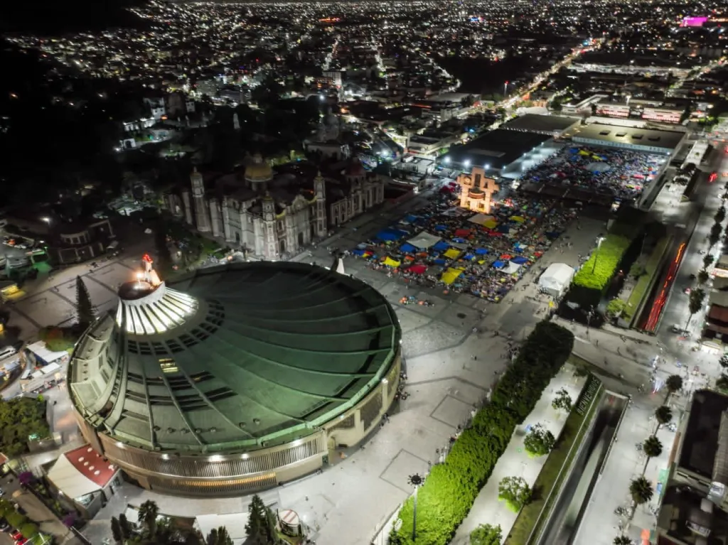 Llegan a la A. Gustavo A, Madero CDMX 80 Mil Feligreses