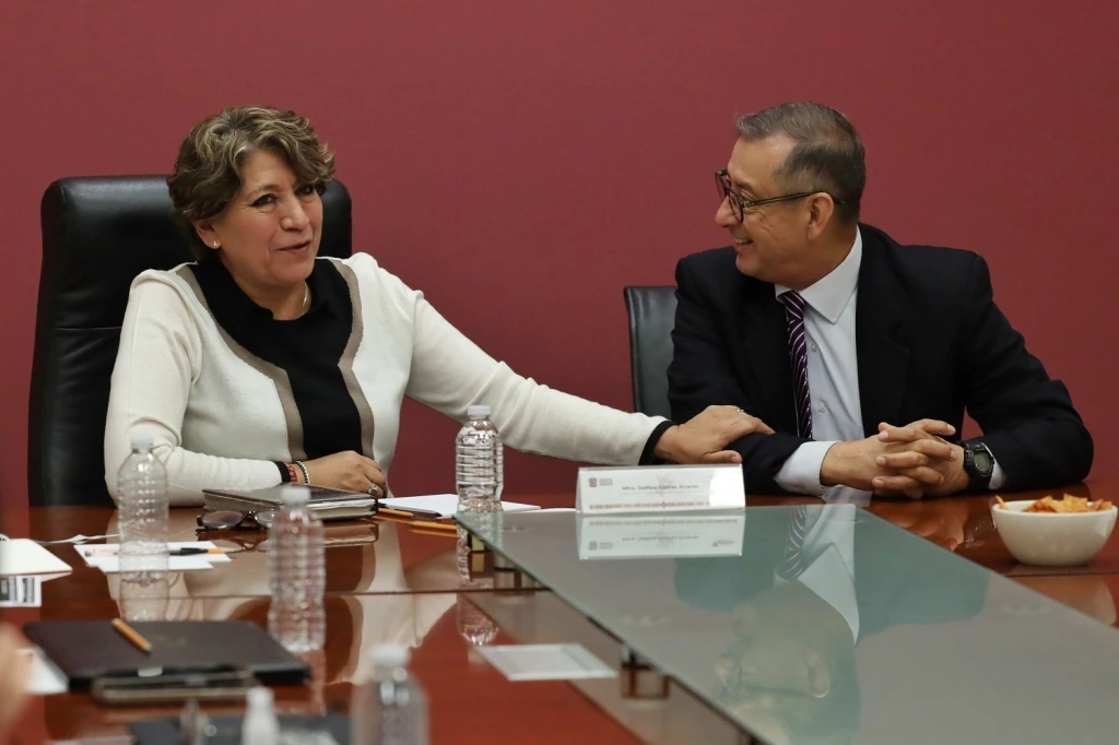 Dignificaremos la atención médica”; revisa la Gobernadora Delfina Gómez pendientes enservicios de salud con  Gobierno Federal