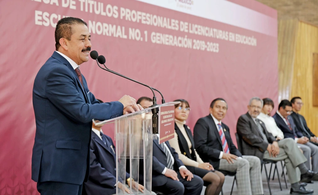 El Gobierno de laMaestra Delfina Gómez redignificará a las maestras y maestros normalista:Miguel Ángel Herná ndez Espejel