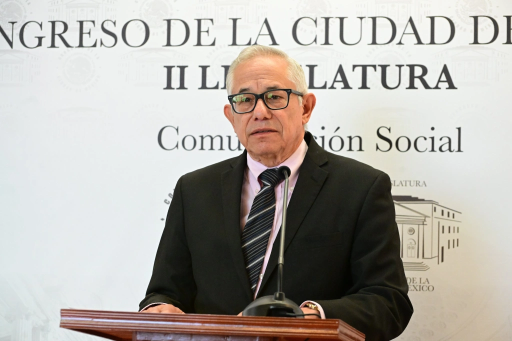 Se forma otra asociación parlamentaria en el Congreso de la CDMX, encabezada por Jorge Gaviño