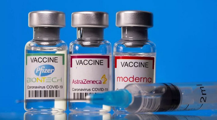 Pfizer, AstraZeneca y Moderna solicitan permiso para poder vender vacunas contra Covid-19 en México