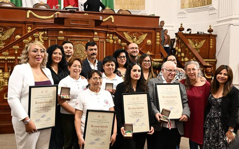 Congreso de la CDMX reconoce a Defensoras de los Derechos Humanos