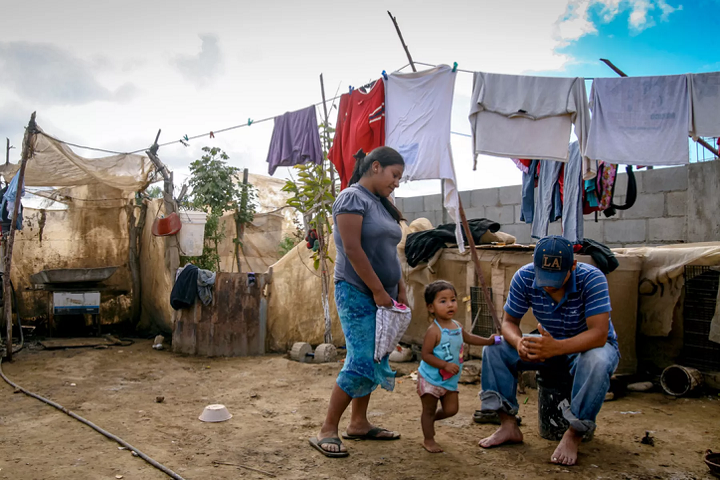 Los pobres en México gastan más en salud, que en educación después de la pandemia