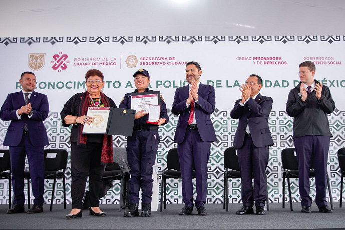 La CDMX tiene los mejores policías del país: Batres