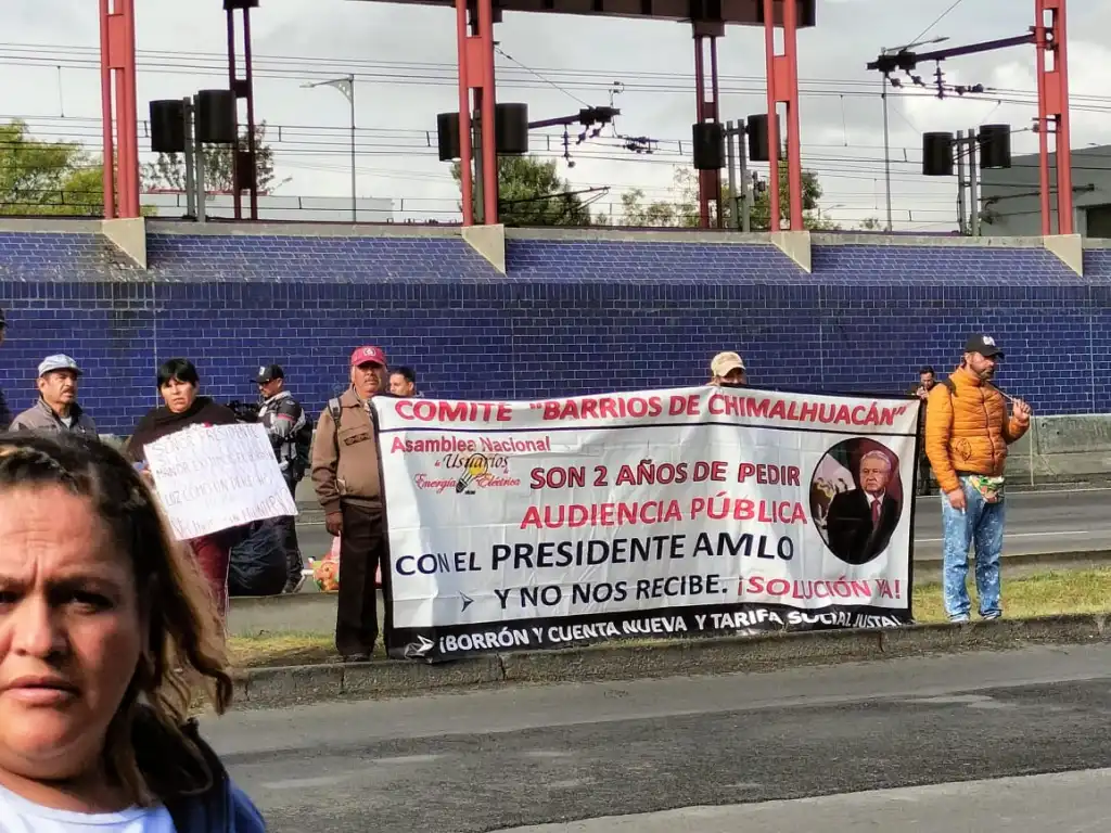 2 Años de Pedir Audiencia con AMLO, Manifestantes que Protestaron en Avenida Zaragoza CDMX