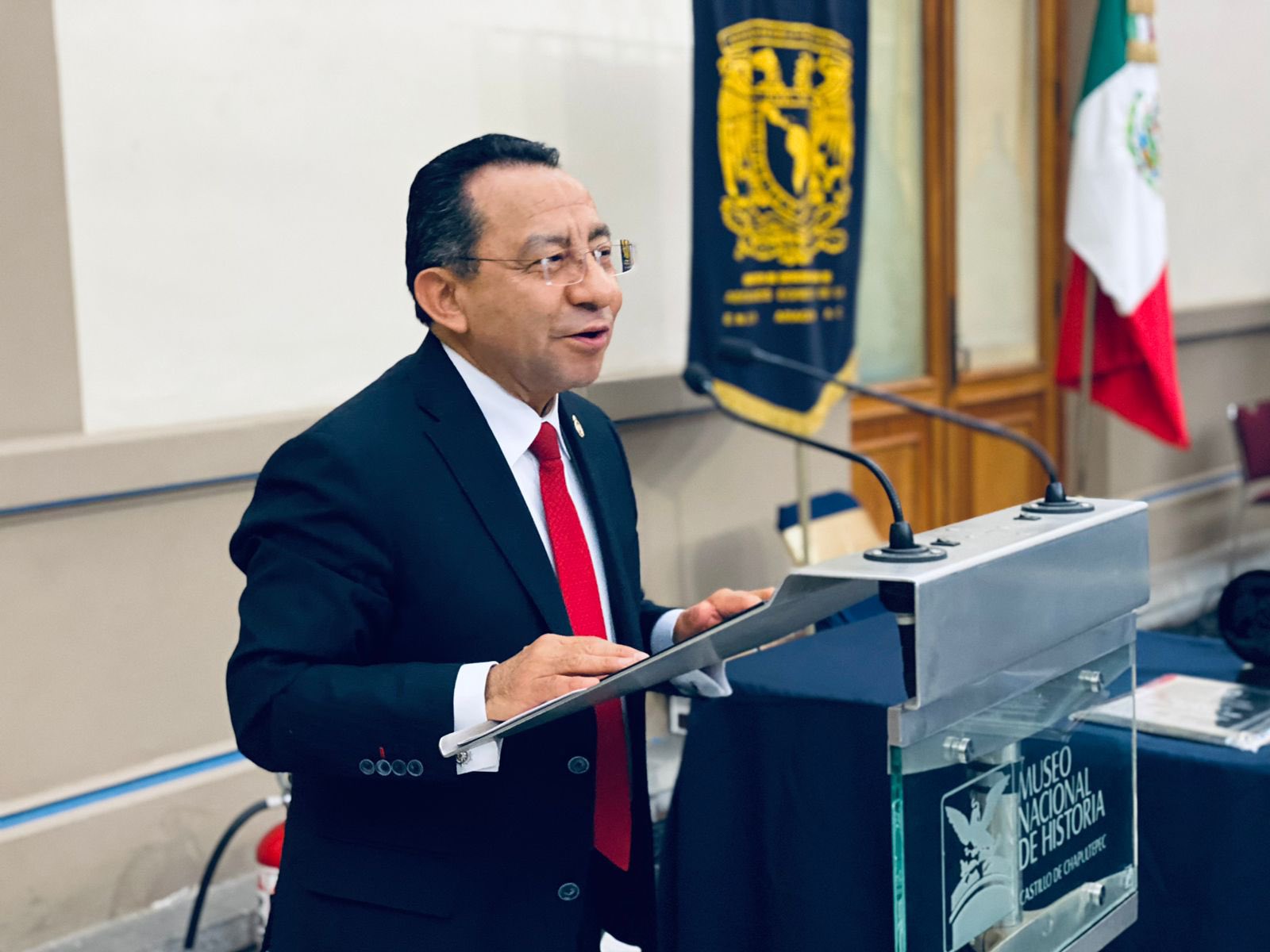 Simtriyo tlapaco1 – Cúspide México