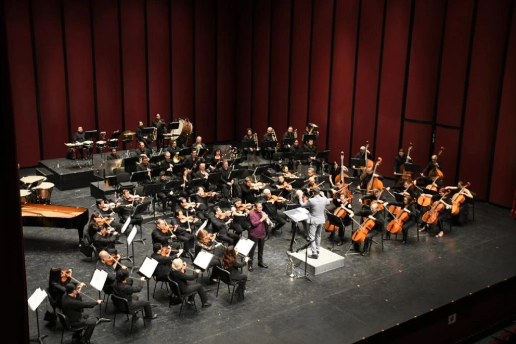 Deleita Orquesta Sinfónica del Estado de México al público de Toluca y Texcoco Edoméx
