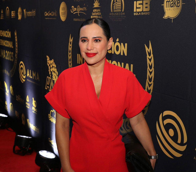 Sandra Cuevas recibe el premio “Almas” por el Operativo Diamante