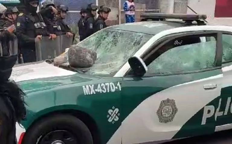 Enfrentamiento entre elementos policiacos y vecinos de Iztapalapa deja como resultado tres heridos