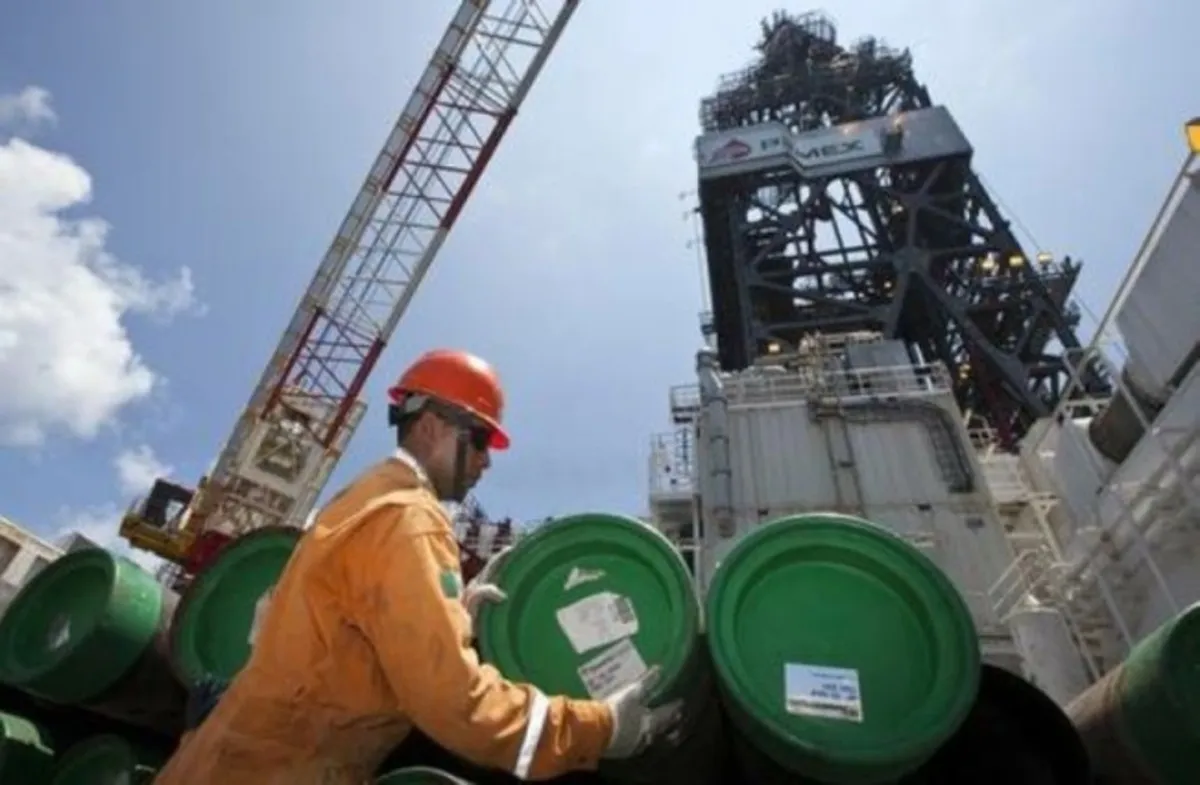 Pemex baja su costo de producción en un 20% por barril