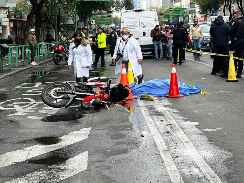 Fallece motociclista luego de ser arrollado por un camión