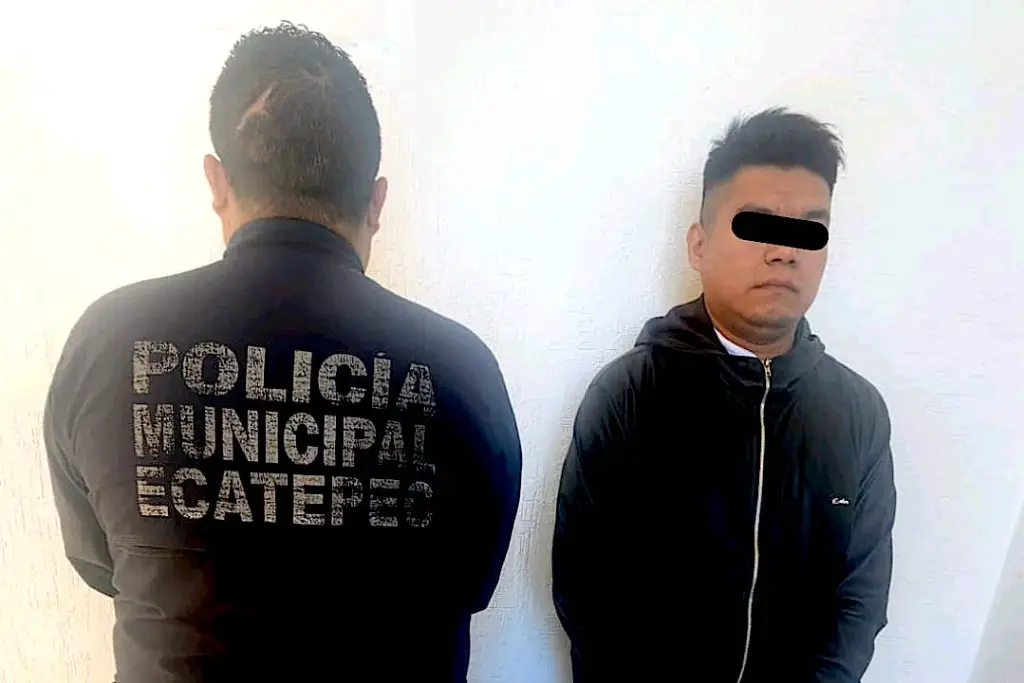 Detienen a Sujeto Policía de Ecatepec Edoméx, Relacionado con al menos 5 asaltos a Pasajeros del Mexibús