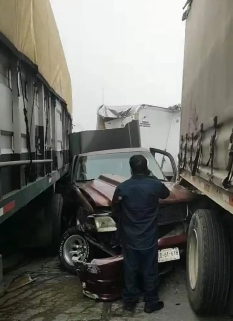 Carambola Automovilística se Registró en la Autopista Arco Norte dirección Puebla y Deja dos Heridos