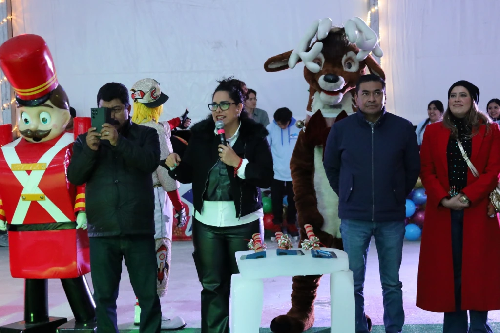 Durante Gala Navideña la Cantante Filippa Giordano se presentó en Texcoco Edoméx