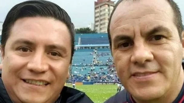 La Barriada/Martín Aguilar/Hermanos de la misma sangre