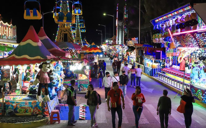La autorización descontrolada sobre ferias y verbenas navideñas afecta al comercio formal: Canaco CDMX