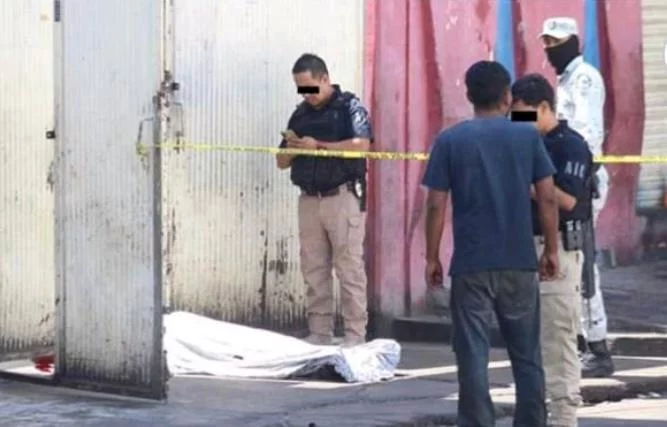 5 de 47 Matan a mecánico durante una riña familiar
