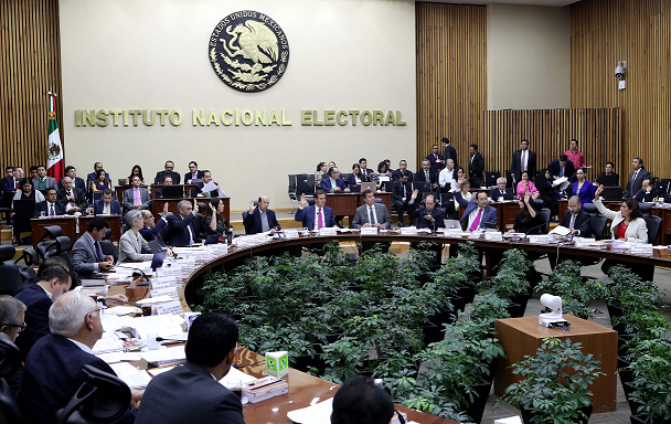 Ente acusaciones, INE avala mecanismo para destrabar nombramientoz