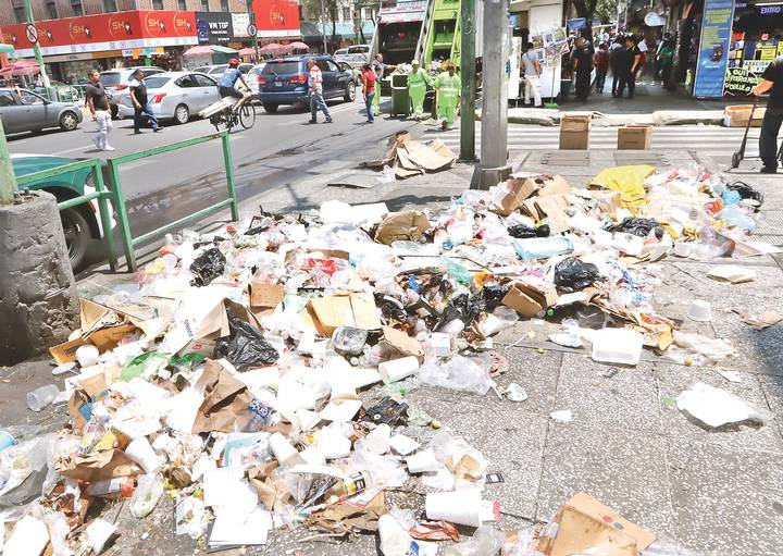 Tiraderos clandestinos crean 228 toneladas de desechos al día en la CDMX: Sedema