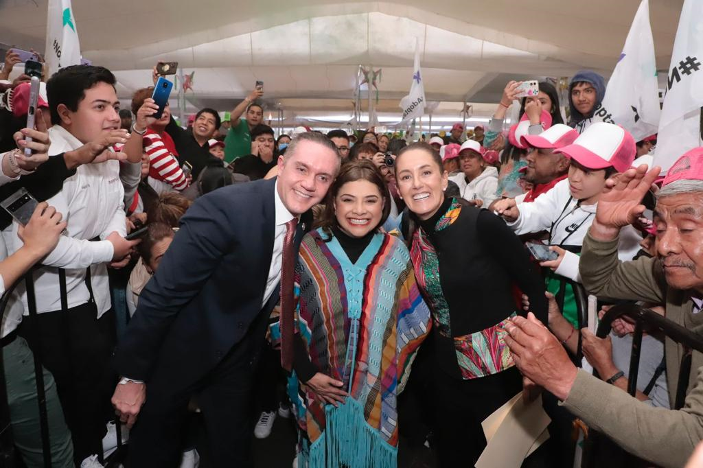 Guerreros de Cuajimalpa reciben con agrado a Claudia Sheinbaum y a Clara Brugada en Compañía de Adrián Rubalc ava