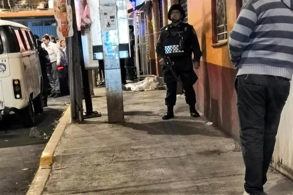 Asesinan a sujeto a golpes en Iztapalapa tras una riña