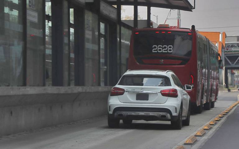 Metrobús da a conocer nuevo sistema de fusión de cámaras de infracción del C5 para detectar a automovilistas  que invadan su carril