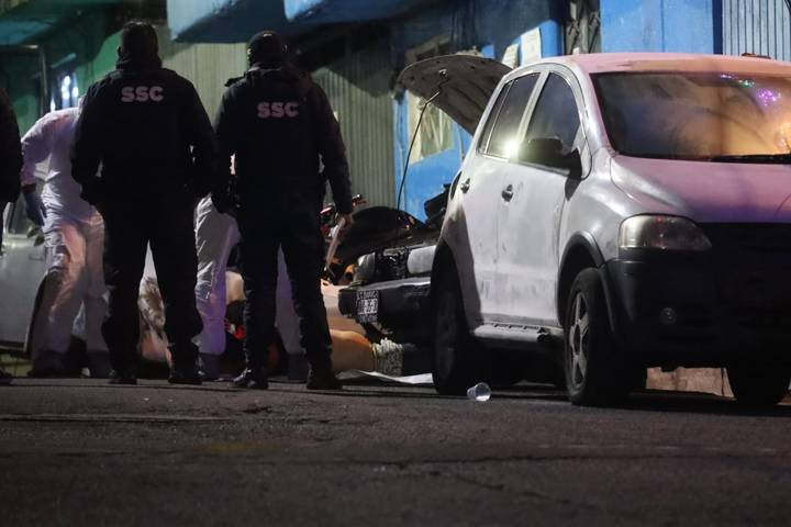 Balean a hojalateros en Iztapalapa, como resultado, un muerto y dos heridos