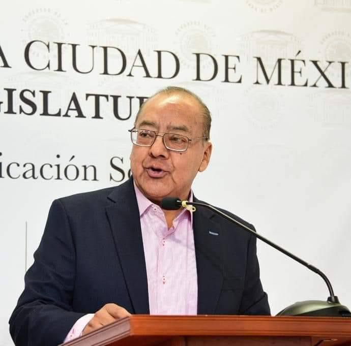 Temporada de Zopilotes/ Lino Calderón/ Buscan imponer a Cravioto para Gustavo a Madero