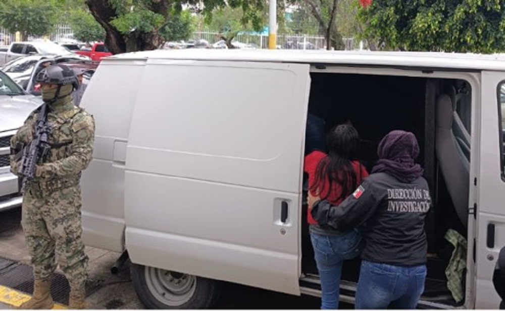 En Texcoco Edoméx, Operativo conjunto aseguran 178 paquetes con polvo blanco con características de cocaína