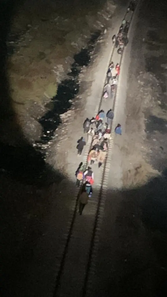 Vigilancia Aérea del Helicóptero Coyote I a Peregrinación de la Basílica de Guadalupe en Valle de México