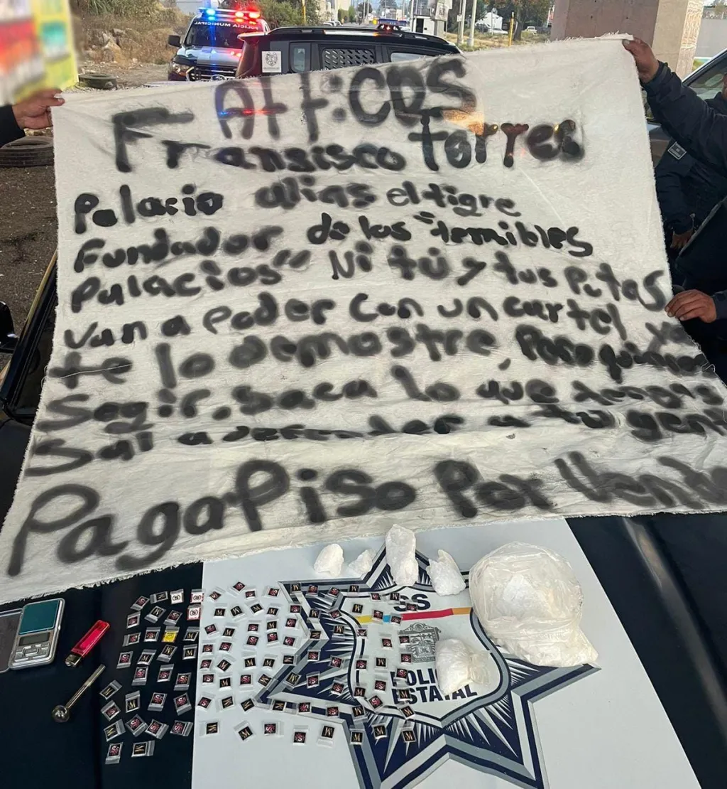 En Ocoyoacac Edoméx Encuentran Narco Manta y Droga en poder de cuatro Integrantes del Cartelde Sinaloa, Tres so n menores de edad