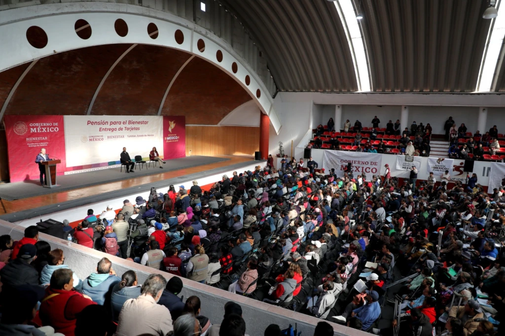 Gobierno de Delfina Gómez entrega programas Sociales en beneficio de mujeres y Personas con Discapacidad en Tul titlán Edoméx