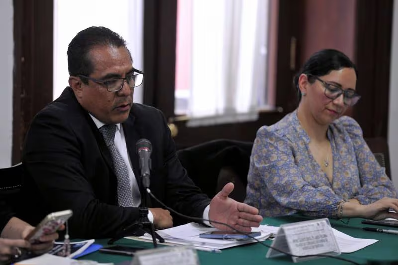 Oliver Pilares quedará como encargado de despacho temporal en la FGJ en lo que el Congreso capitalino designa a l sustituto de Godoy