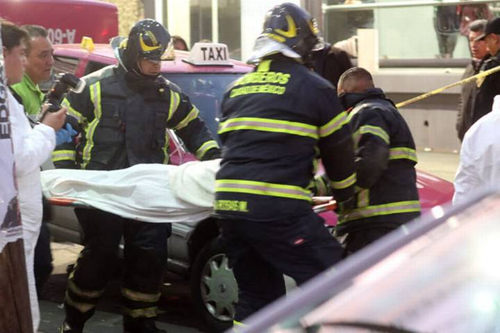 Taxista atropella y mata de manera accidental a su esposa