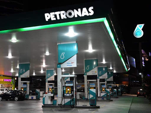 Denuncian a la petrolera de Malasia Petronas que opera en México por discriminación y despidos injustific ados