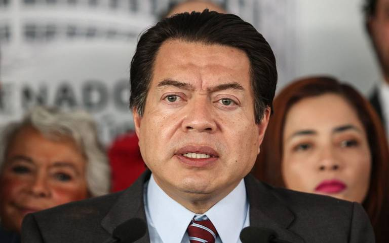 Mario Delgado dice que la gasolina no ha aumentado