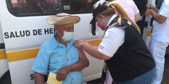 El IMSS-Bienestar descuida la vacunación del país por gasto no ejercido
