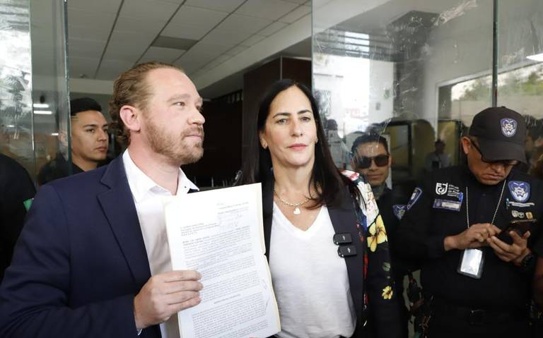 Lía Limón y Santiago Taboada denuncian penalmente a responsables del accidente del Tren Interurbano