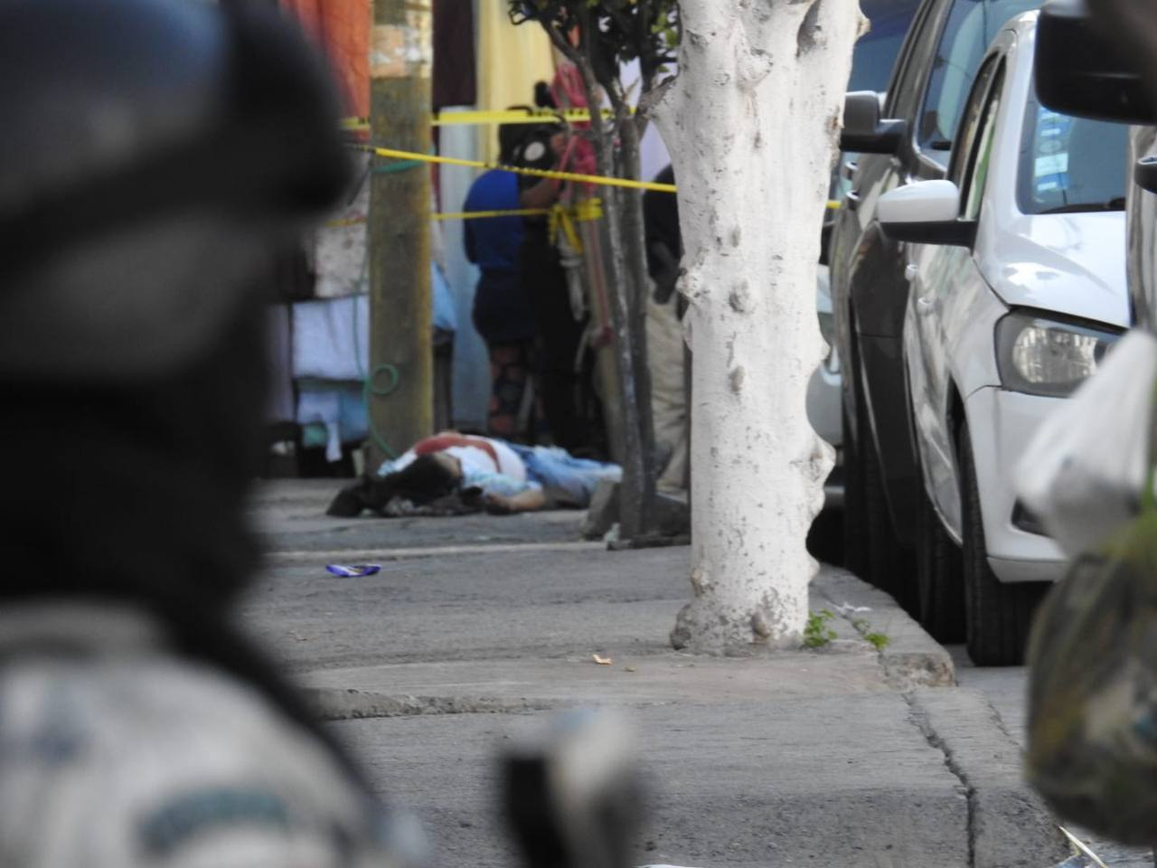 Ejecutan a sujeto a balazos en Iztapalapa